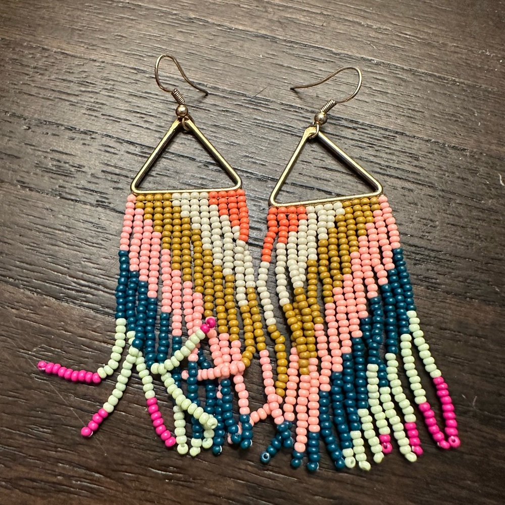 Dangle beaded earrings